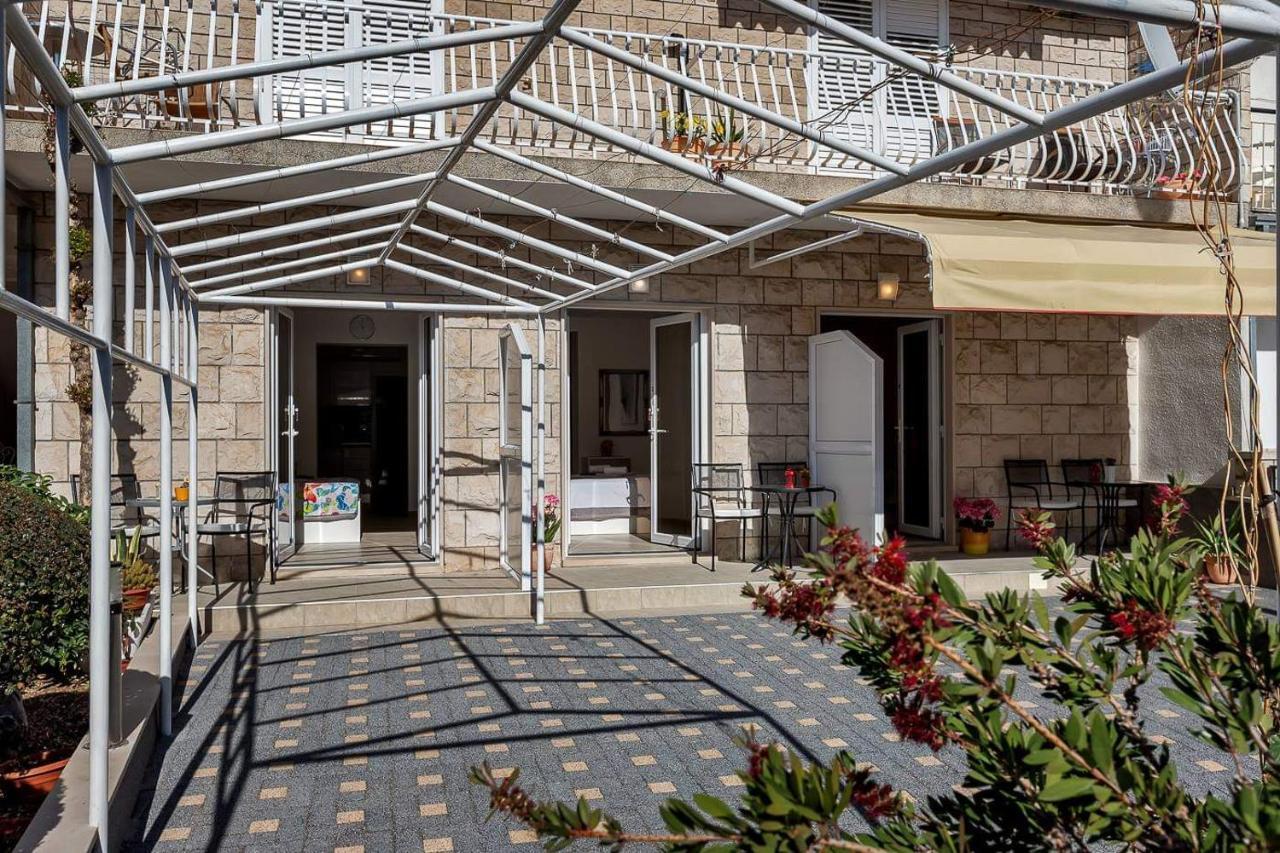 Apartman-studio Meri * Makarska